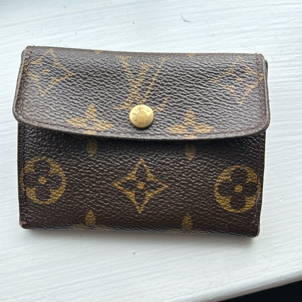 Louis Vuitton Small Wallet